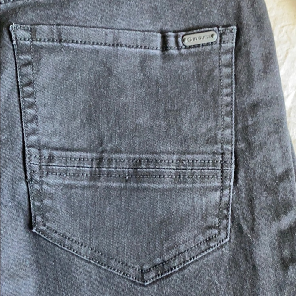 Jean - Picture 3 of 4